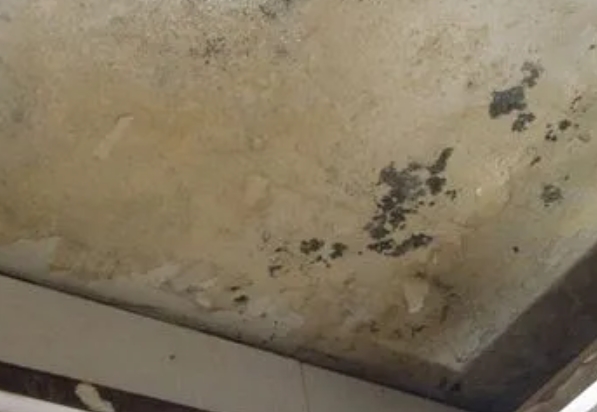宜章阳台漏水维修公司分享下宜章卫生间渗水维修需要注意哪些问题。